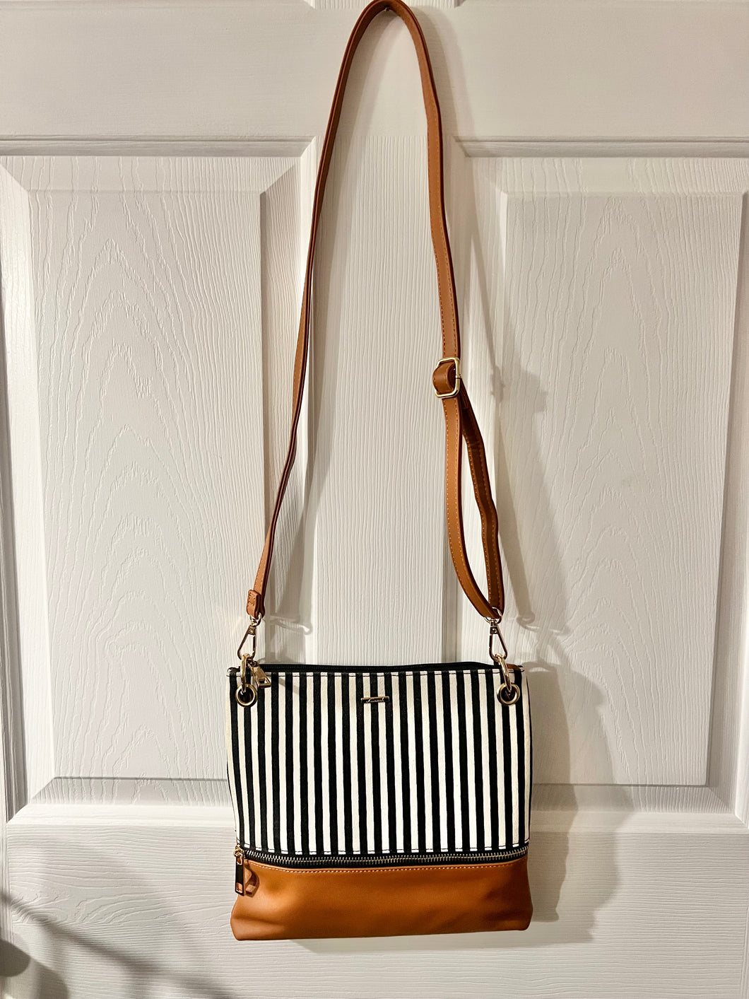 Women's Cross Body Bag- White/Black/Camel Leathe