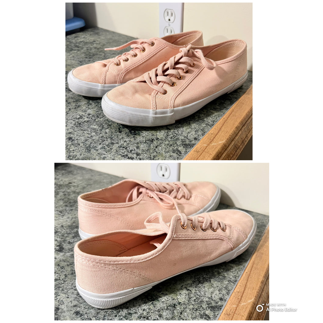 Old Navy pink sneakers - size Shoes-Womens 8