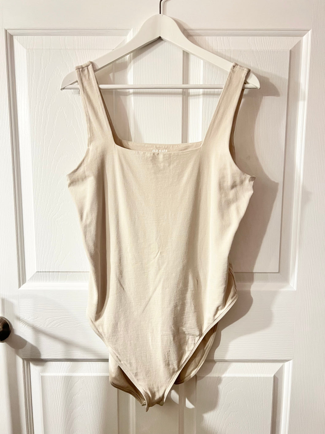 Old Navy beige tank body suit - size Women XL (14)