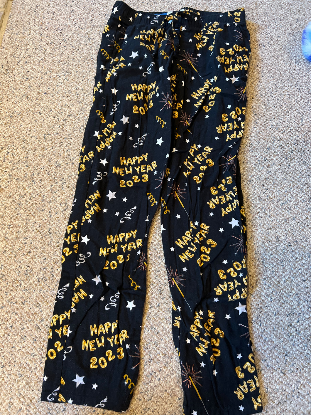 OLD NAVY PJ BOTTOMS HAPPY NEW YEAR - size Junior Girls M (7-9)