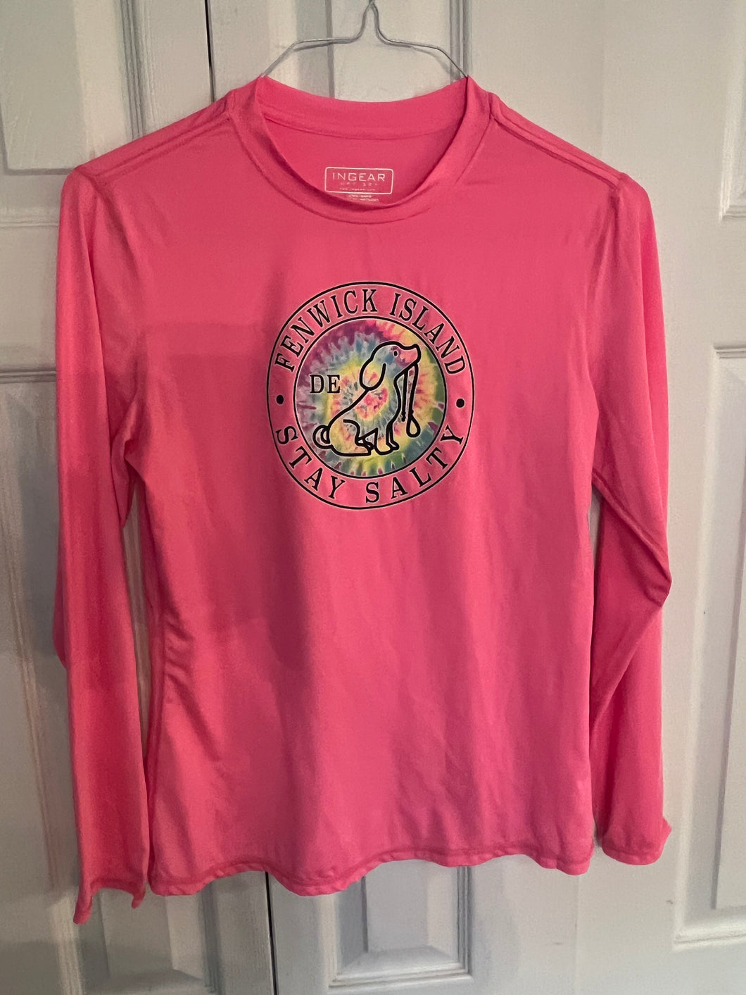 FENWICK ISLAND PINK SWIM SHIRT W/ DOG - size Junior Girls M (7-9)