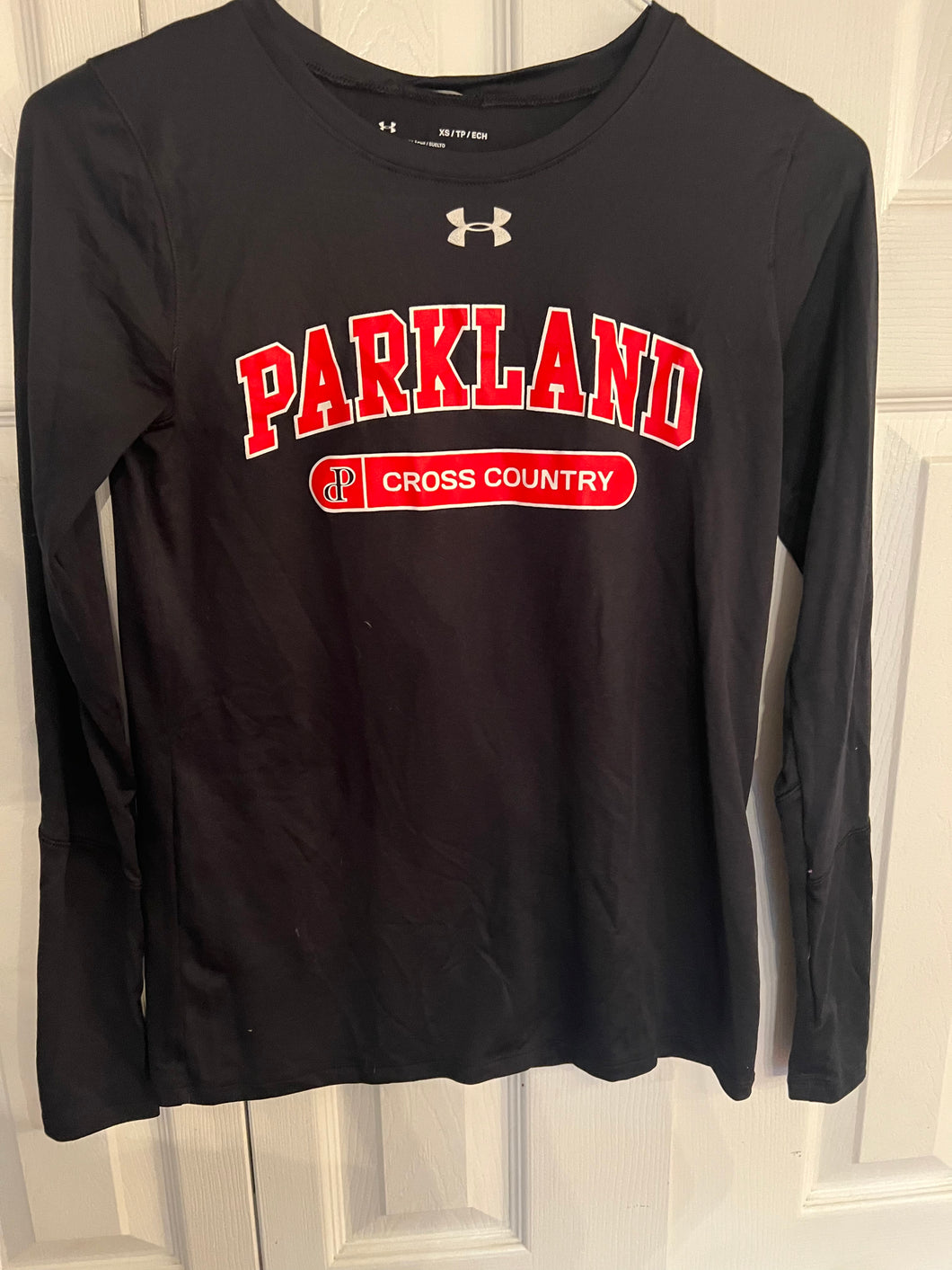 UNDER ARMOUR LONG SLV PARKLAND CROSS COUNTRY - size Junior Girls XS (0-1)