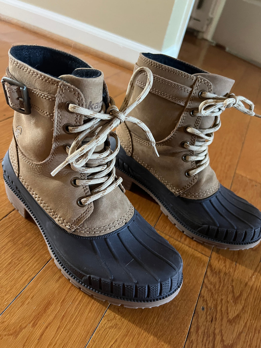 NEW-KAMIK 3M THINSULATE BOOT-TAN/BROWN - size Shoes-Womens 7