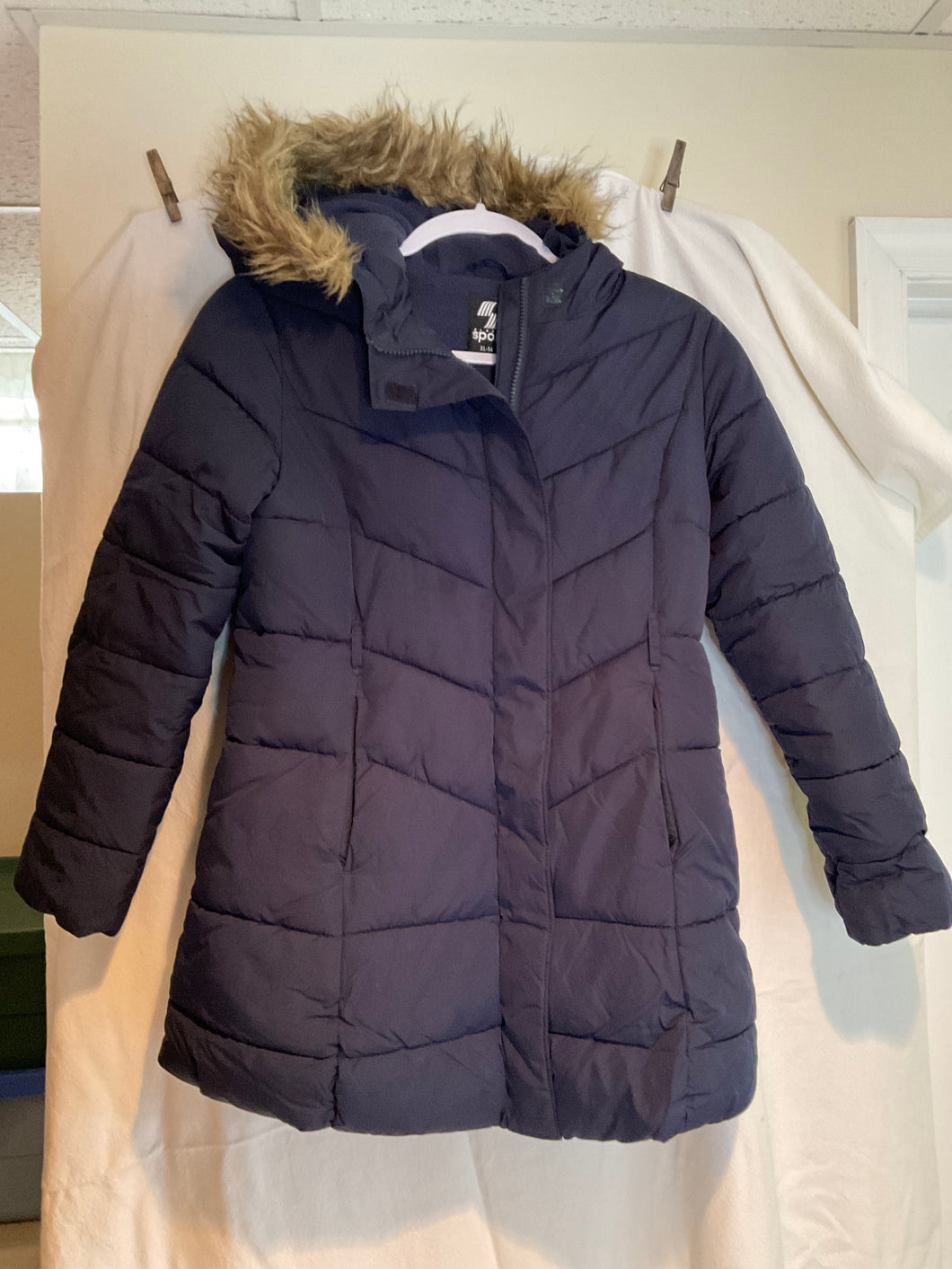 Navy Blue long puffer jacket w/ fur hood - size Kids 14