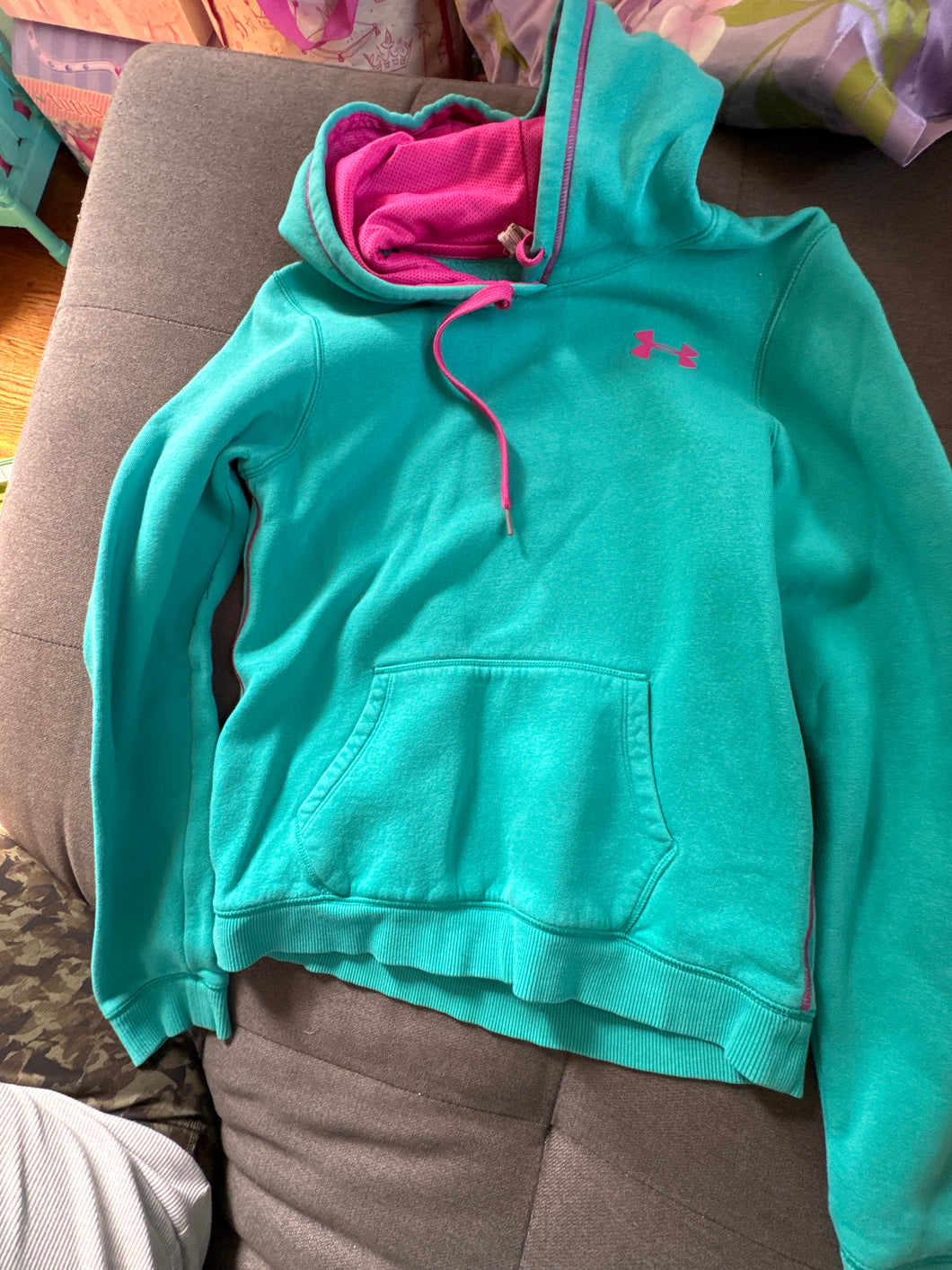 Teal under armor hoodie - size Women S (4-6)