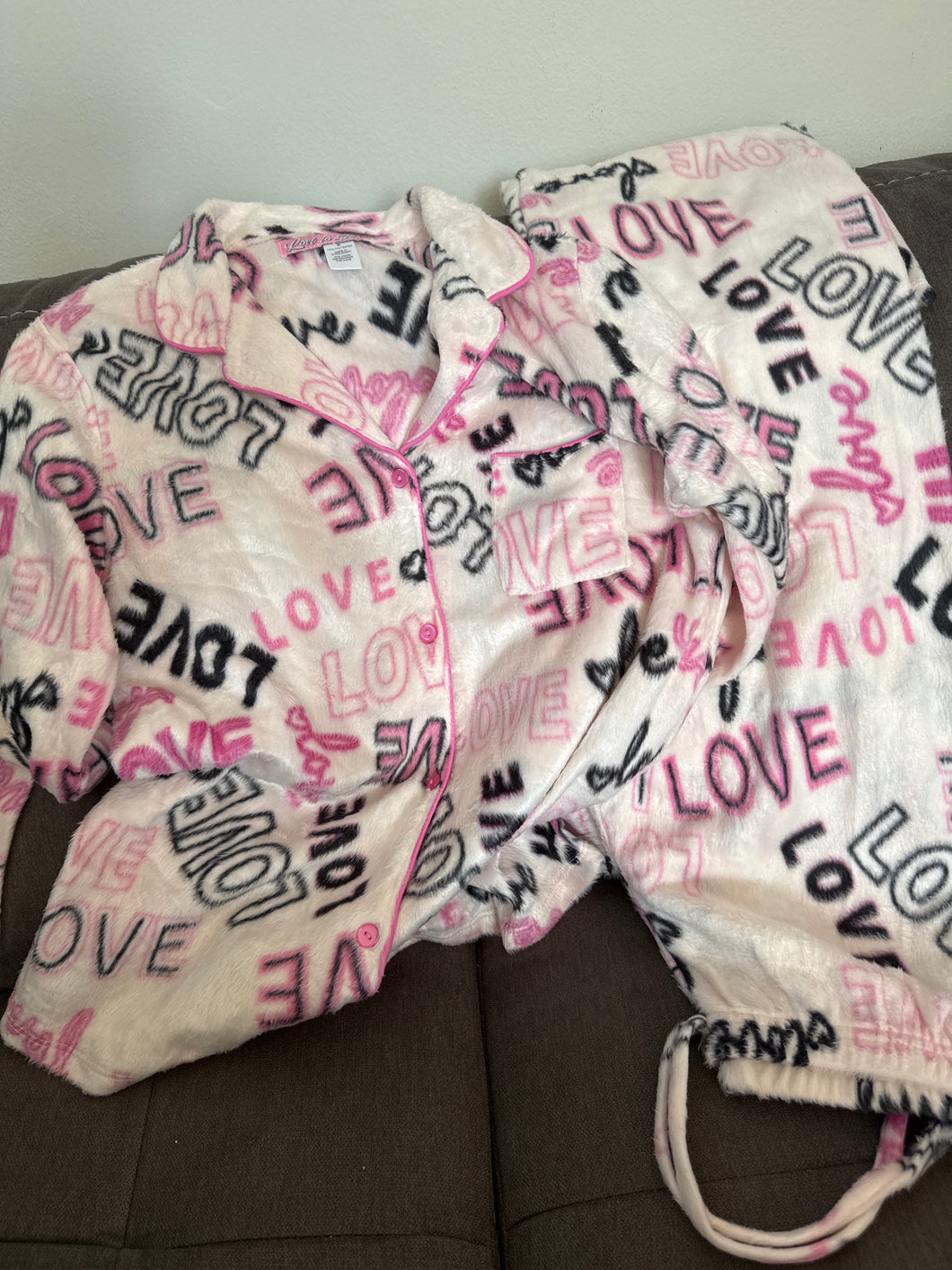 New love pink fuzzy Pj at - size Women S (4-6)