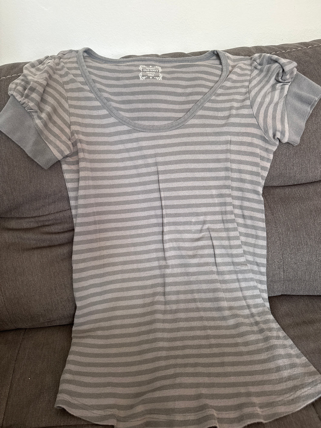 Old navy stripe tee - size Women M (8-10)
