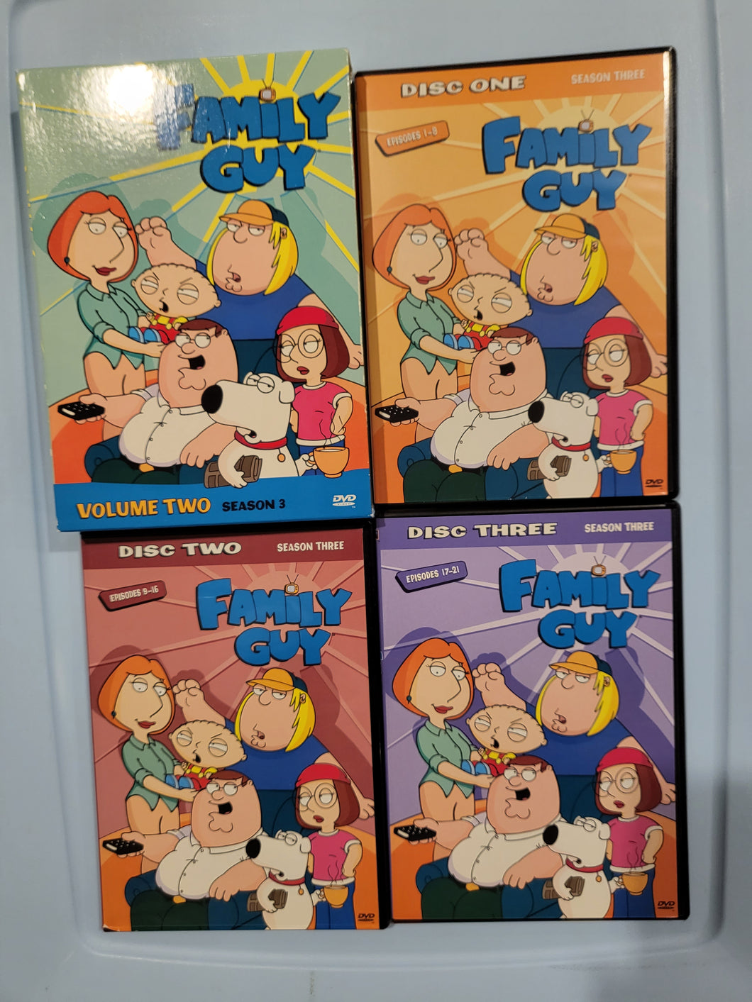 Family Guy 3-DVD BoxSET Season 3: 21 Episodes
