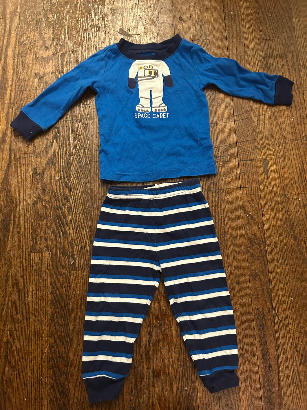 Carters Space cadet Pajama set blue striped - size 18 Months