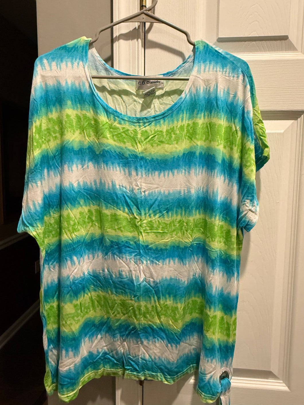 CD Daniels shirt 95% rayon 5% spandex - size Women 1XL (16-18)