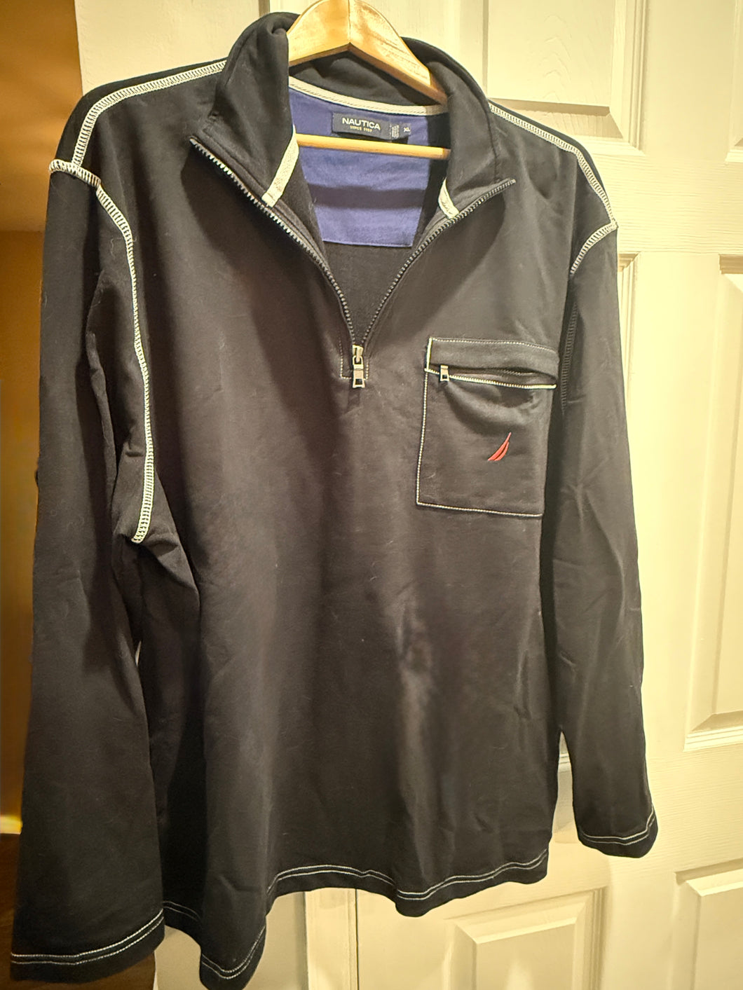 Nautica 1/4 zip pullover W/chest pocket - size Mens XL