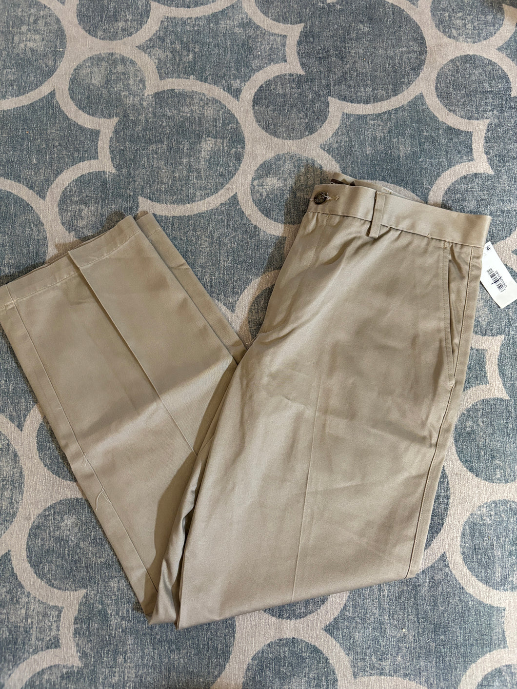 34x30 Dockers NWT Khakis Signature Khaki flat fro - size Mens M