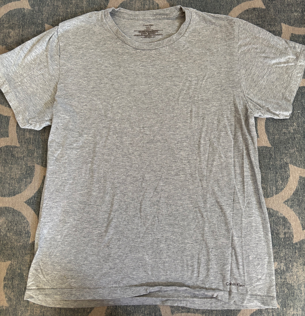 Calvin Klein grey SS tee - size Mens S