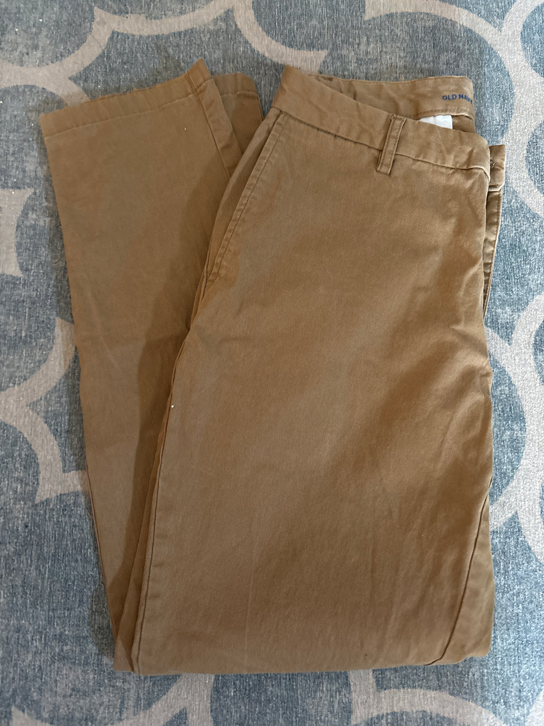 ON 30x32 khakis - size Mens S