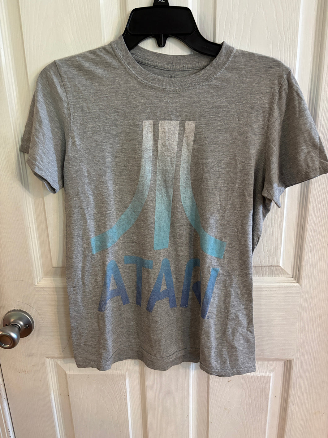 Atari light Grey Tee Says sm fits like xs - size Mens XS