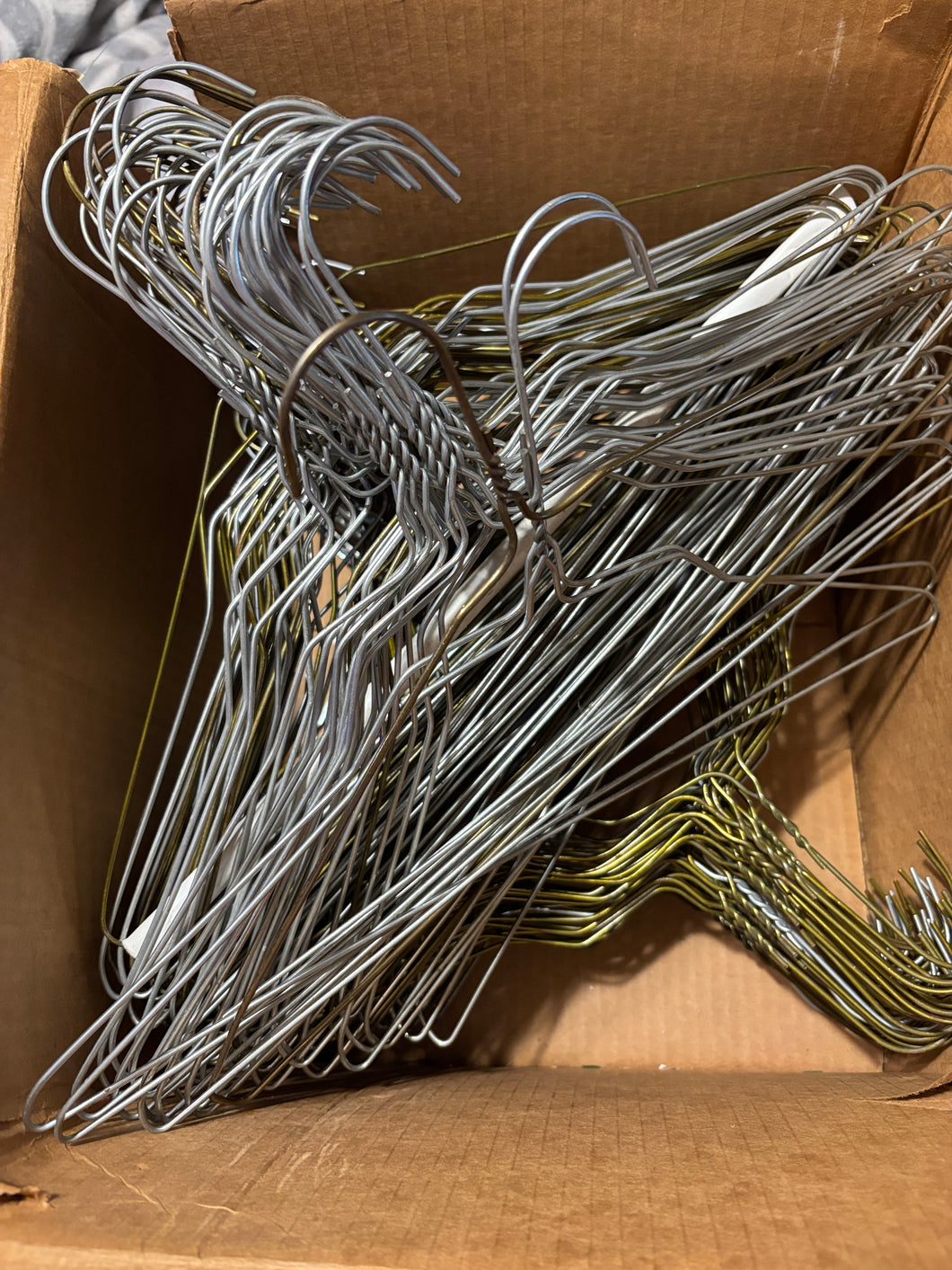 15 lb box of Med gauge Wire hangers. Approx 250