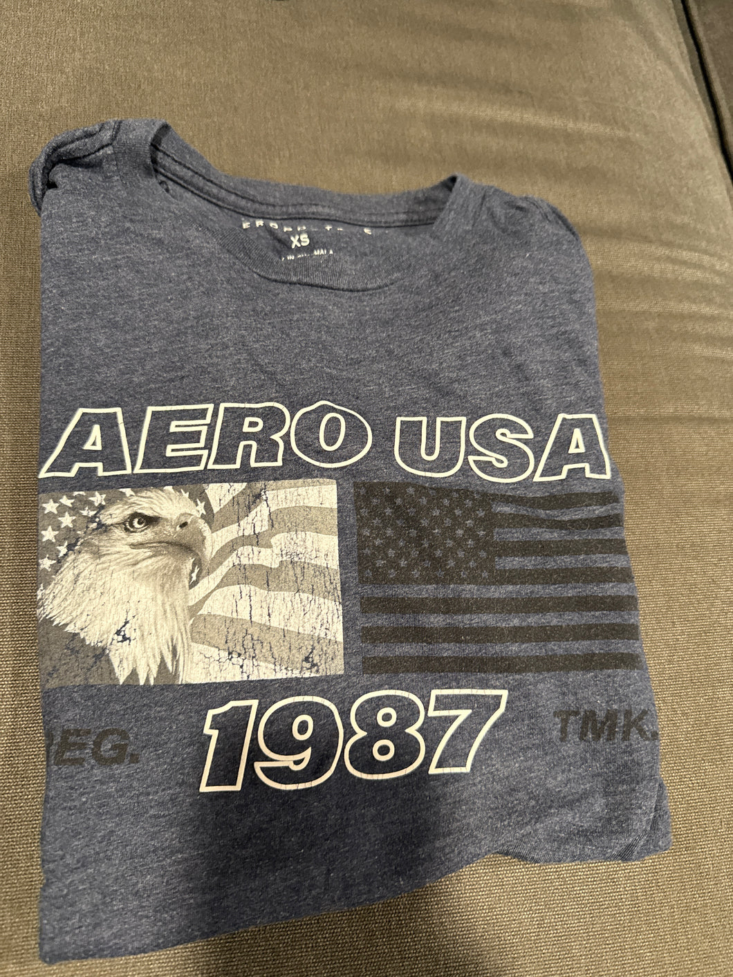 Aero xs short sleeve USA logo tshirt - size Mens XS