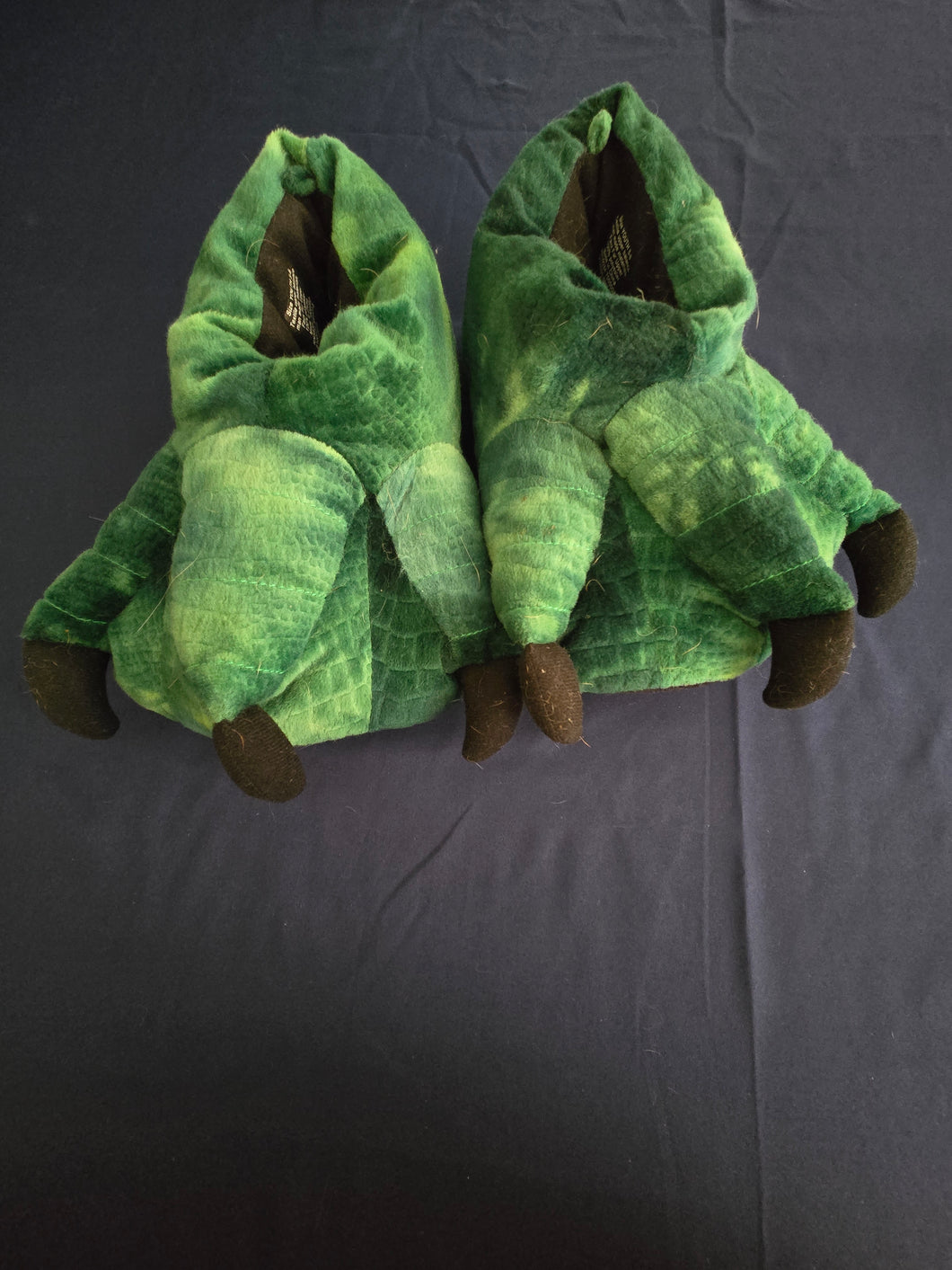 Green Monster Feet Slippers - size shoes-youth 5