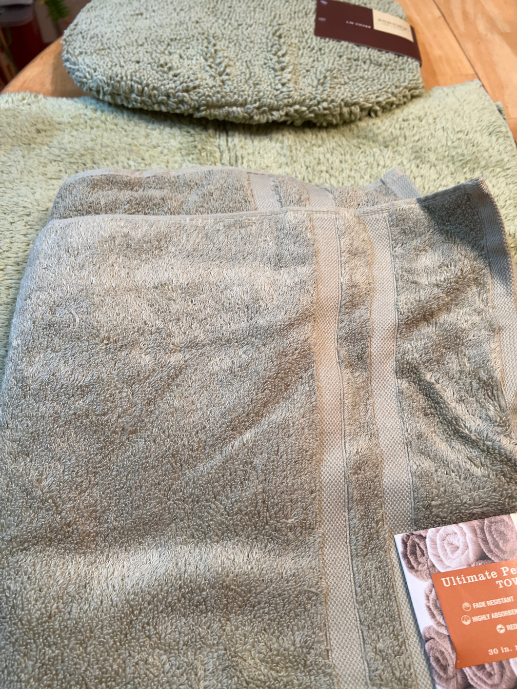 New 3pc Sage Towel Toilet Seat Cover and ru