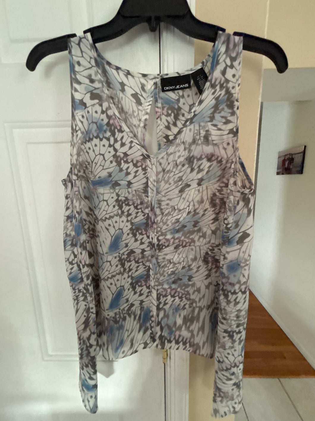 DKNY Jeans tank top - size Women S (4-6)