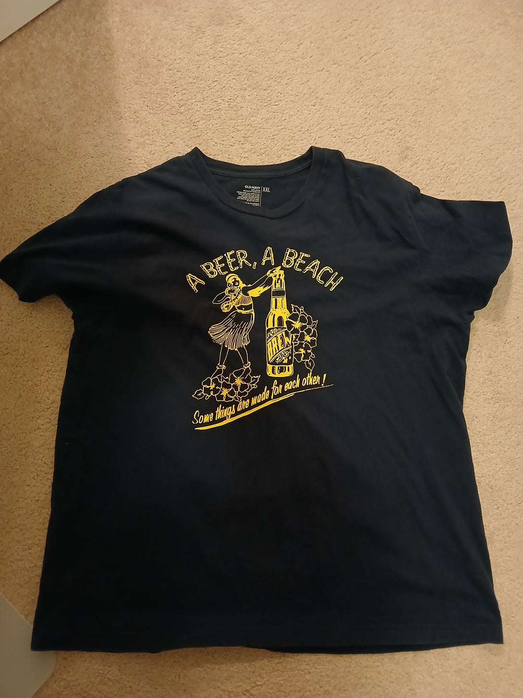 Old Navy XXL Beer Beach Navy Tshirt - size Mens XL