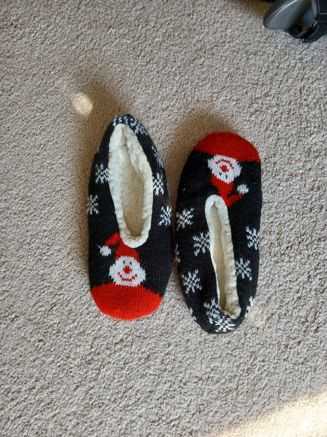Christmas Slippers - size Shoes-Womens 7