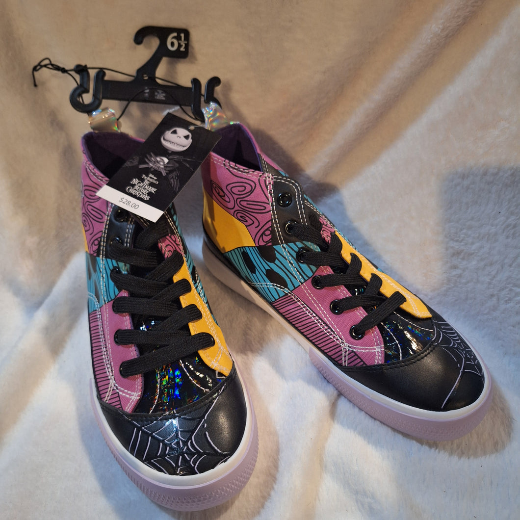 NWT NIGHTMARE BEFORE CHRISTMAS HIGH TOPS - size Shoes-Womens 6