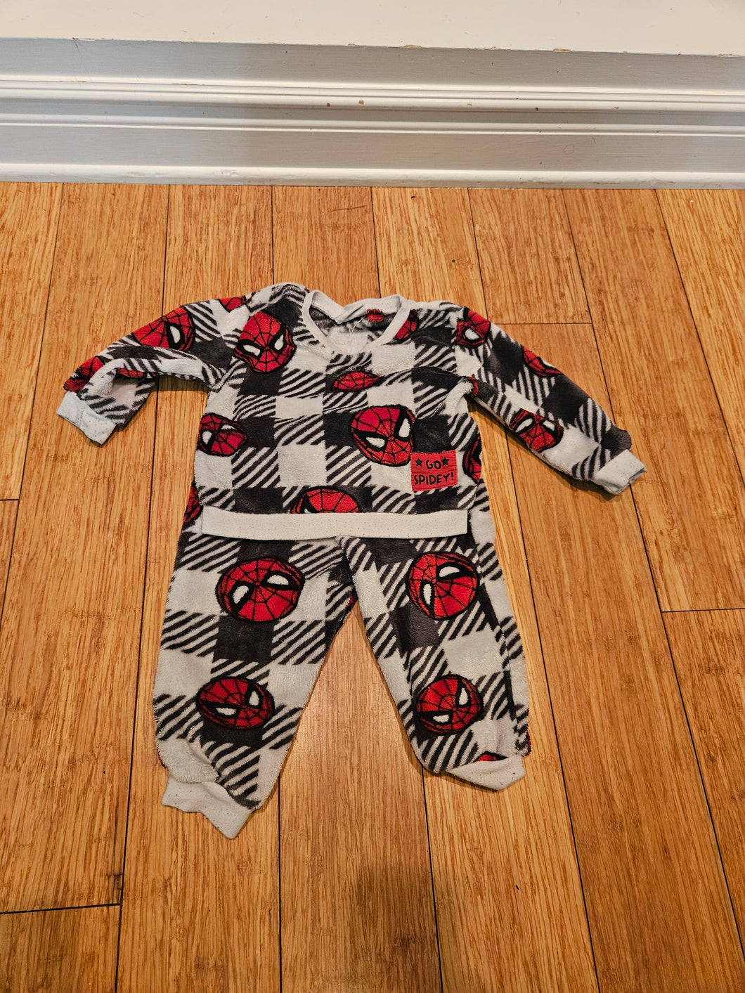 Spiderman Outfit - size 18 Months