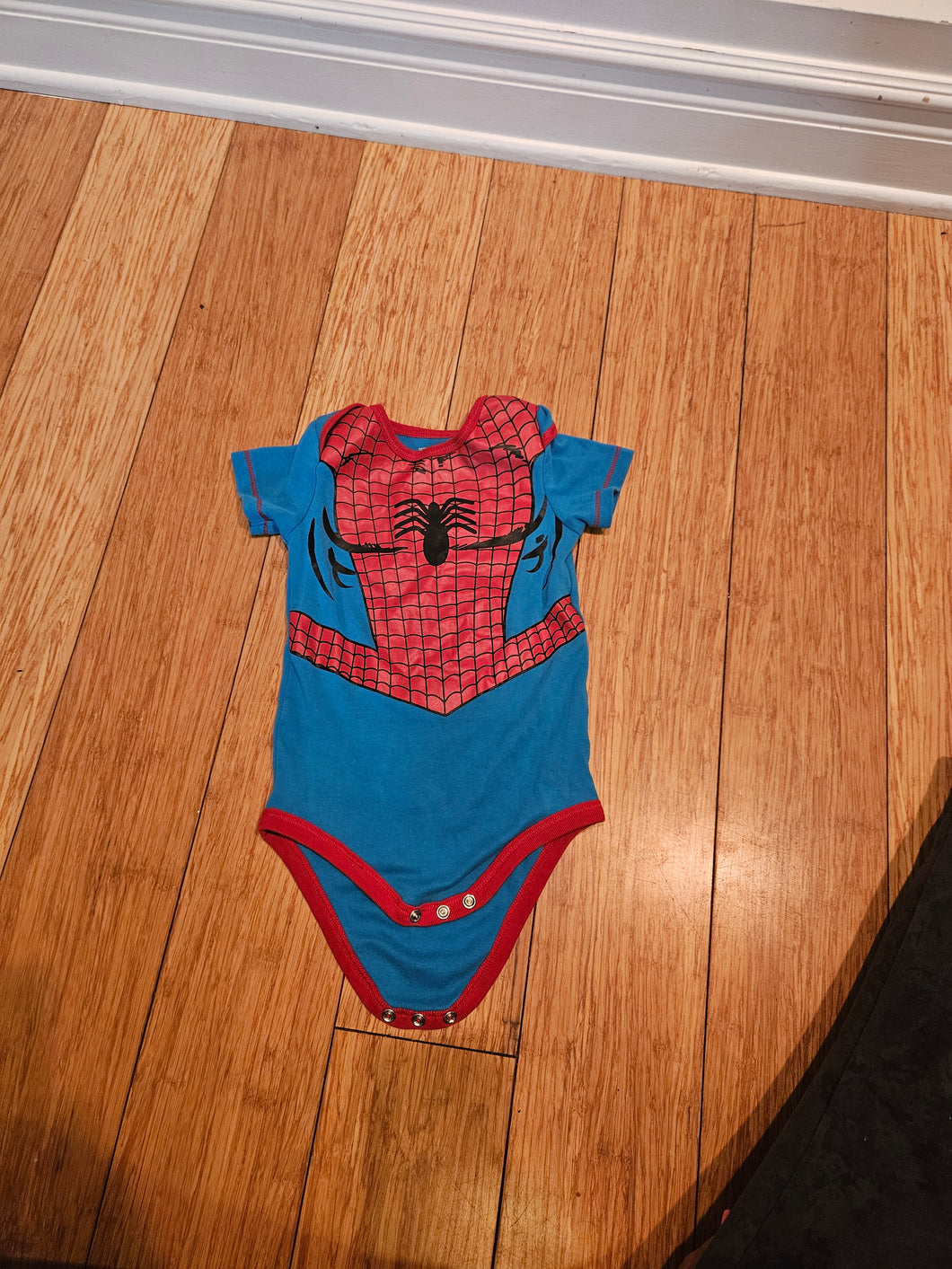 Spiderman Onesie - size 18 Months