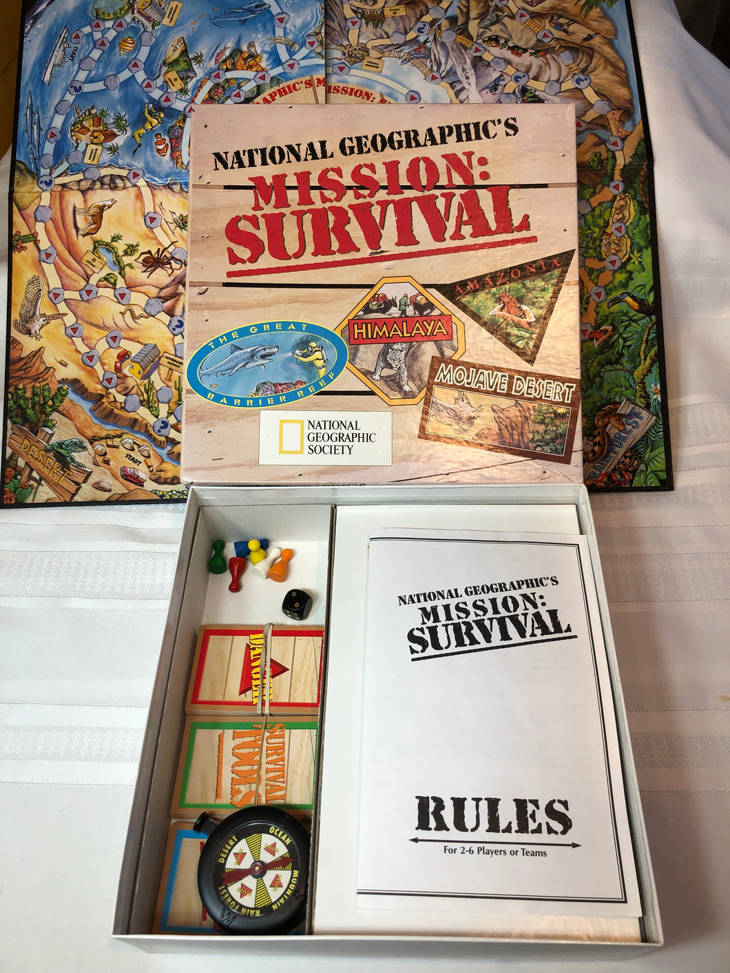 Nat Geo Mission Survival Board game- complete