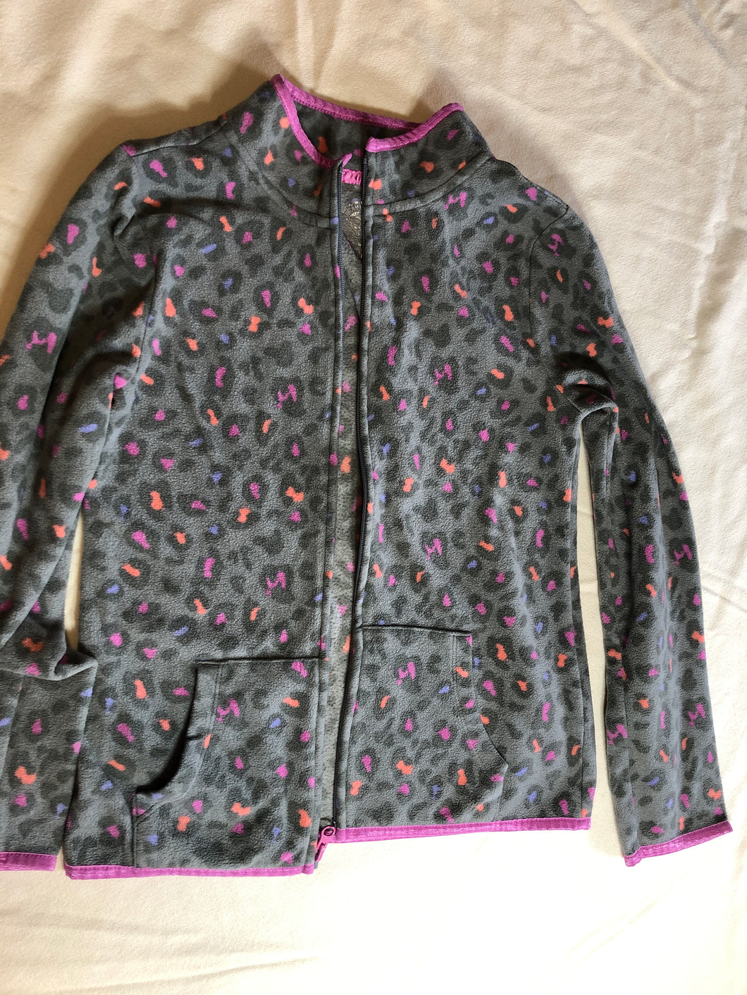 Grey leopard jacket Fleece w/ neon - size Kids 14