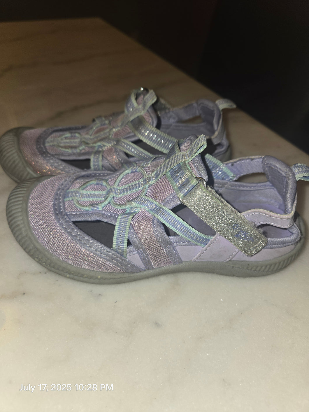 Osh Kosh Purple Sparkle Support Shoes Sandals 12 - size Shoes-youth   12