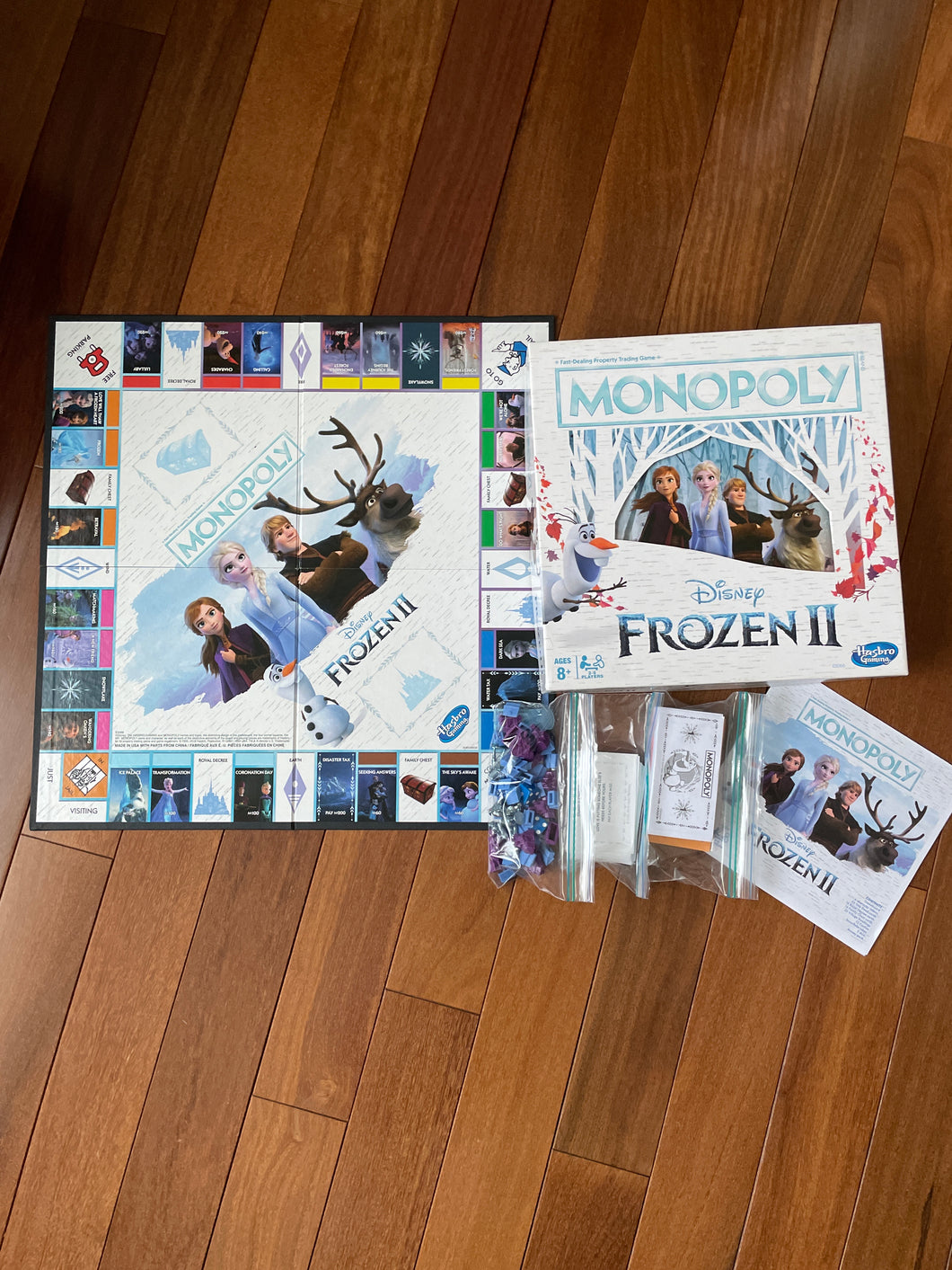 Frozen II Monopoly Like new!