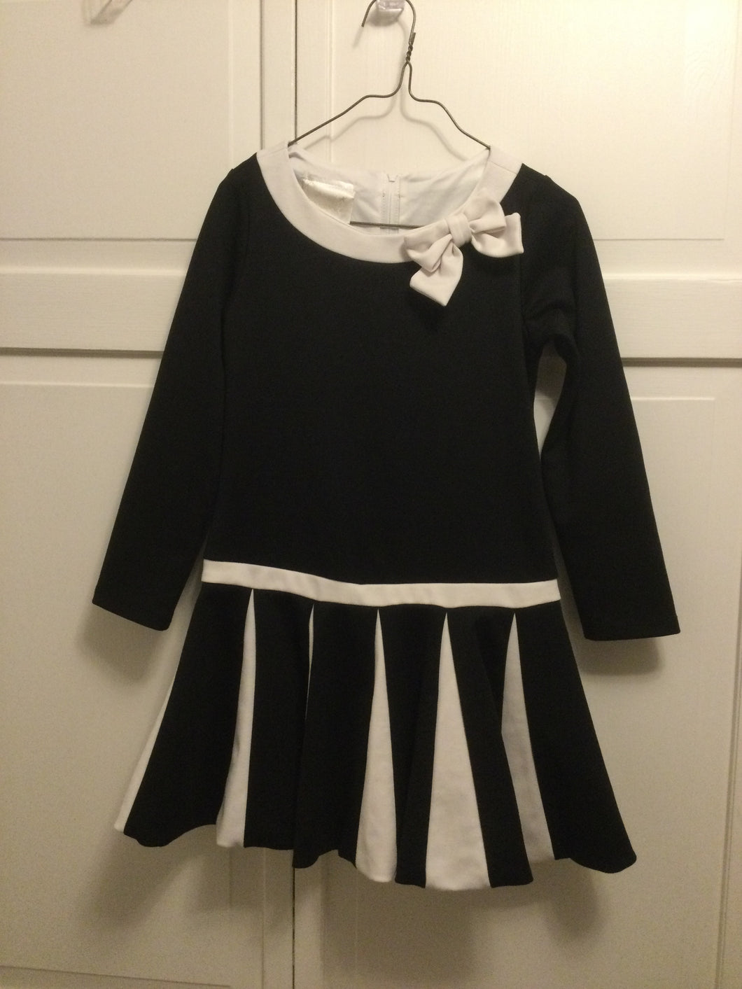 Biscotti Dress Black White Dress 7-8 - size Kids 7