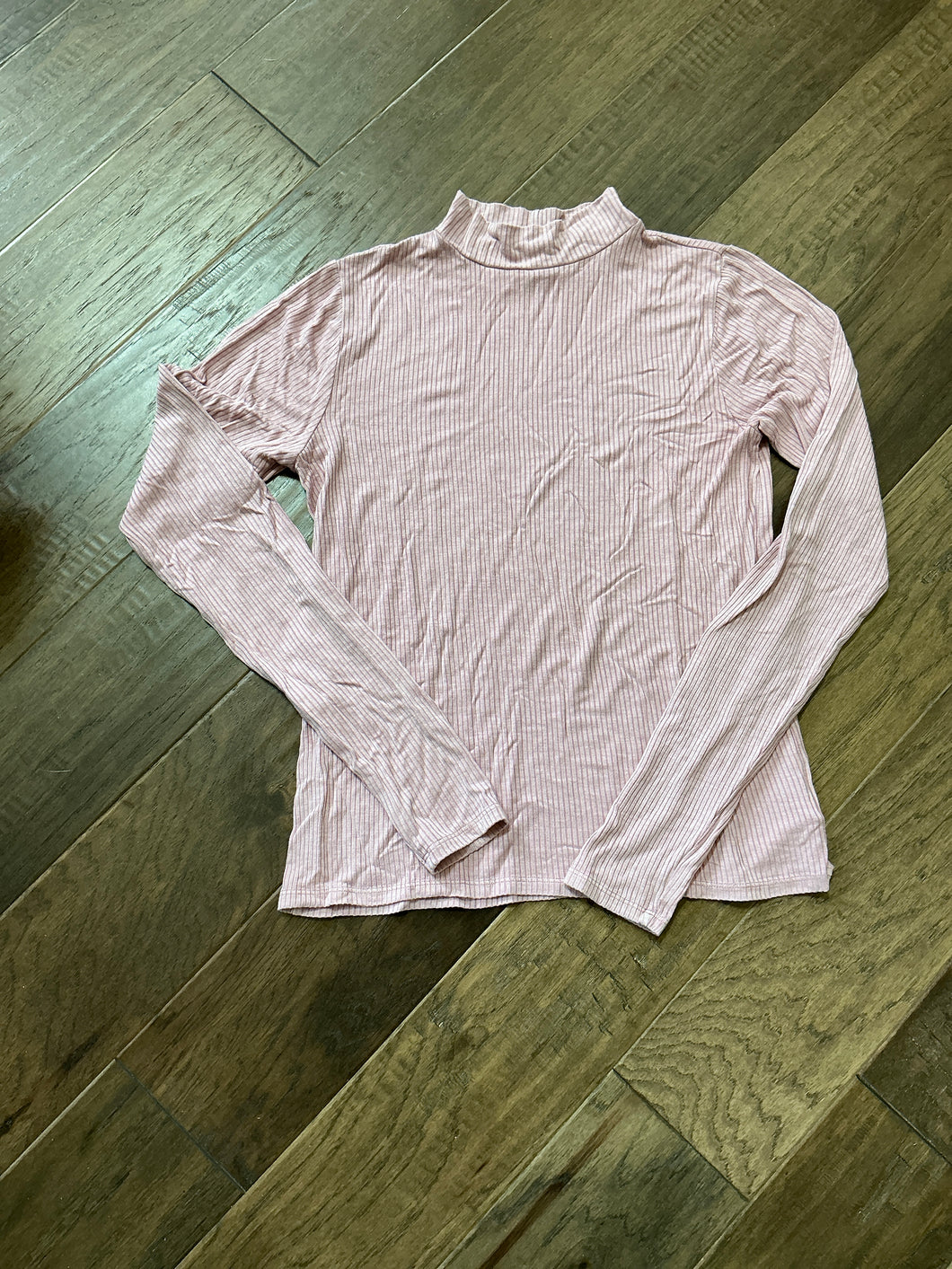 American Eagle Long Sleeved Shirt - size Junior Girls XS (0-1)