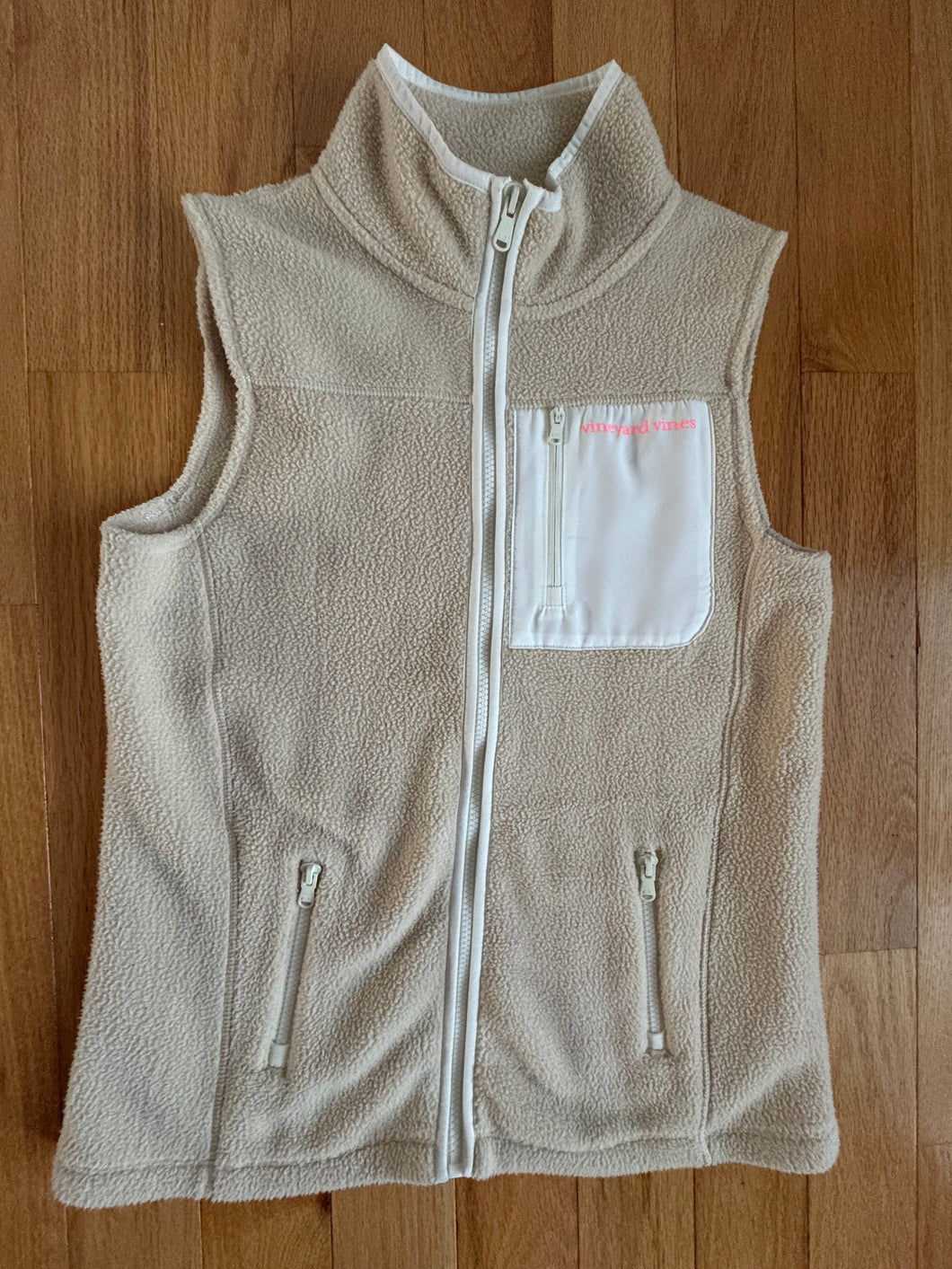 NEW Vineyard Vines Fleece Vest. Beige - size Women S (4-6)