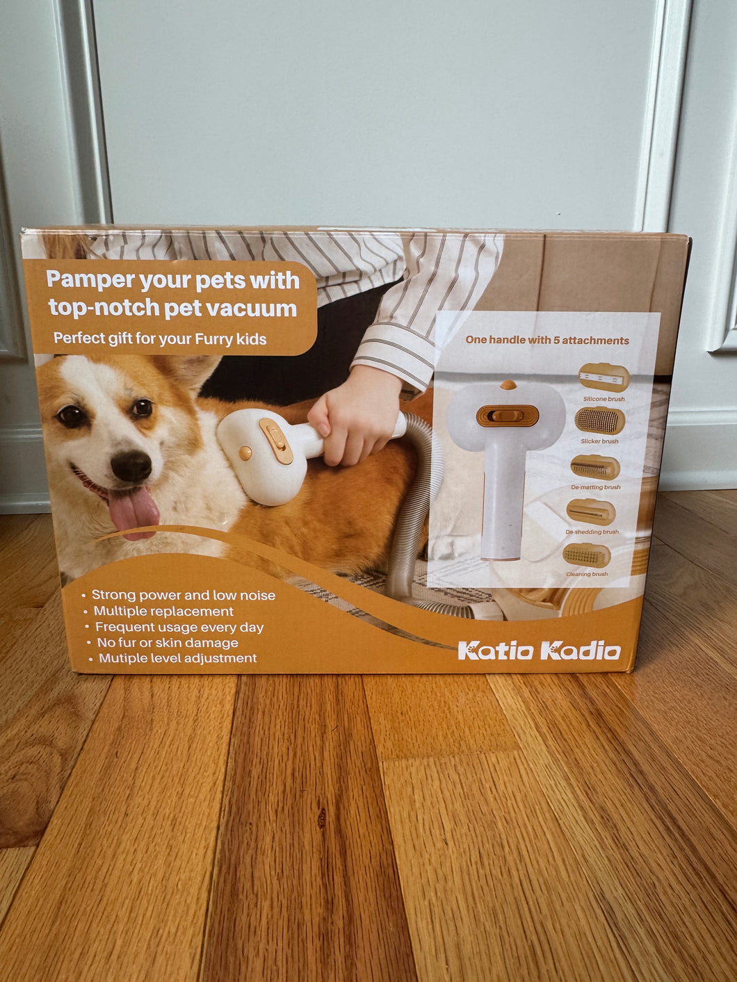NEW in Box Pet Vacuum many accessories