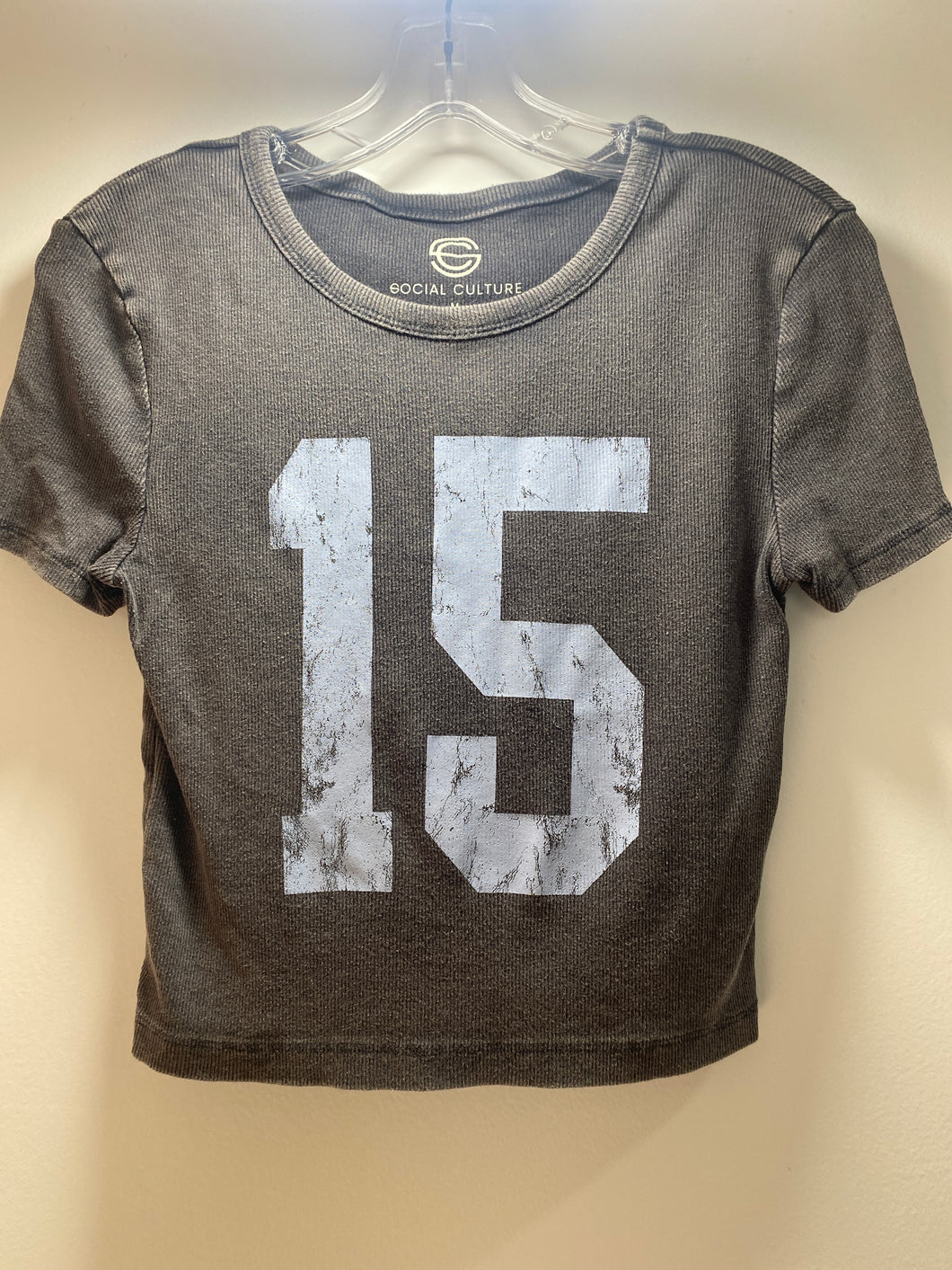Grey short sleeve top w/ light blue #15 - size Junior Girls M (7-9)