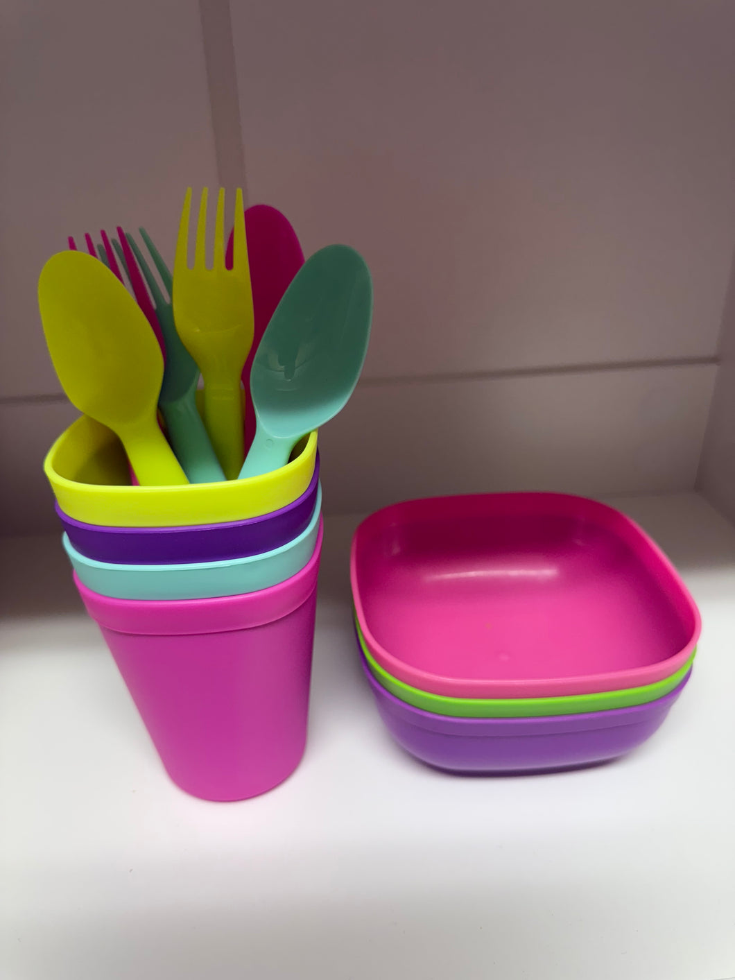 Girls utensils/bowls/cup