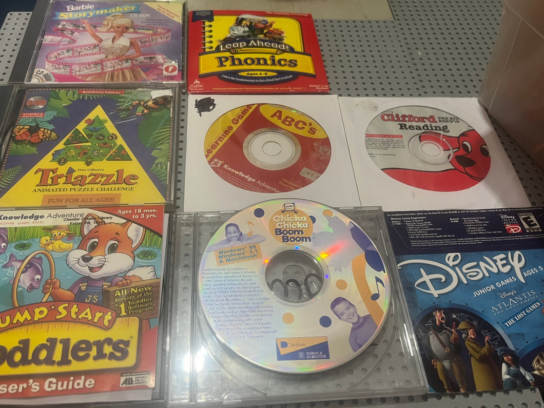 LOT OF 8 PC GAMES