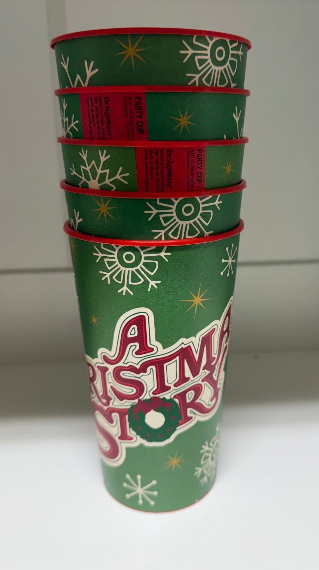 5 A Christmas story Cups- EUC