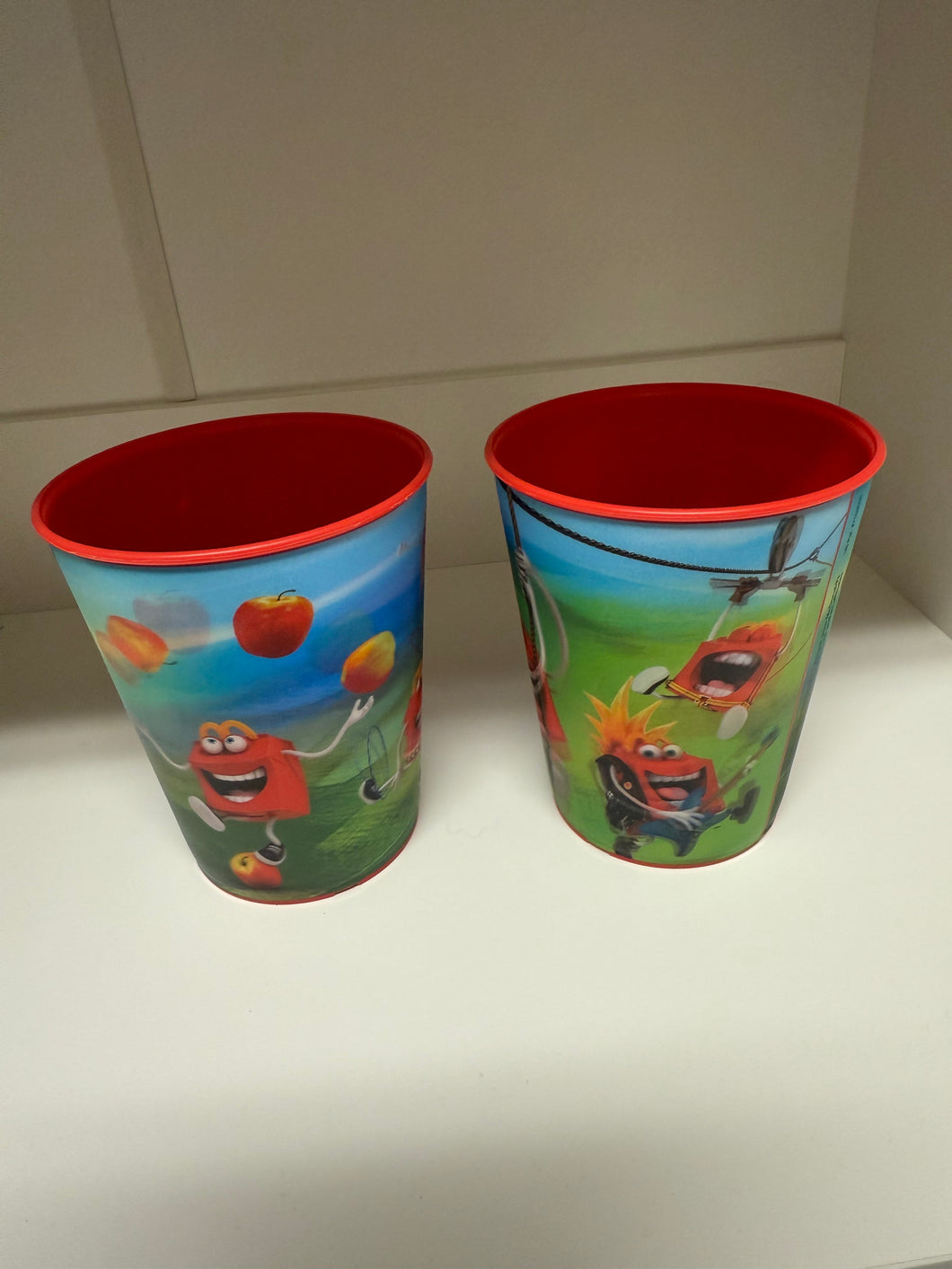 2 MCD's holographic cups