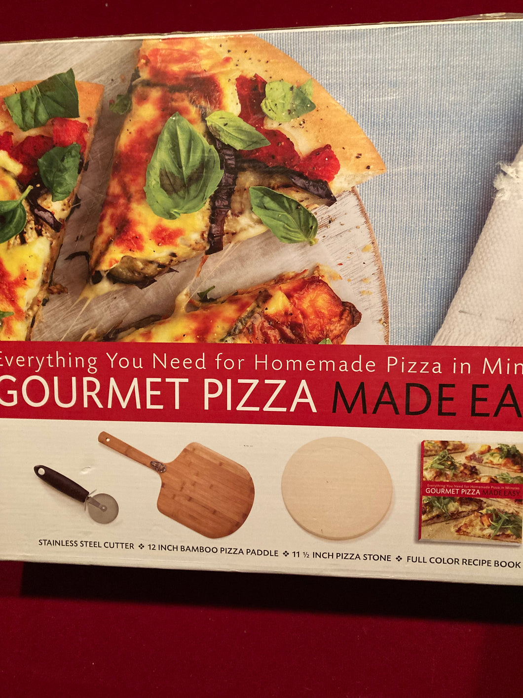 Gourmet pizza kit Box tear but all is new
