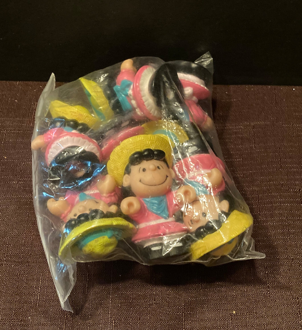 Vintage lot of Lucy dolls