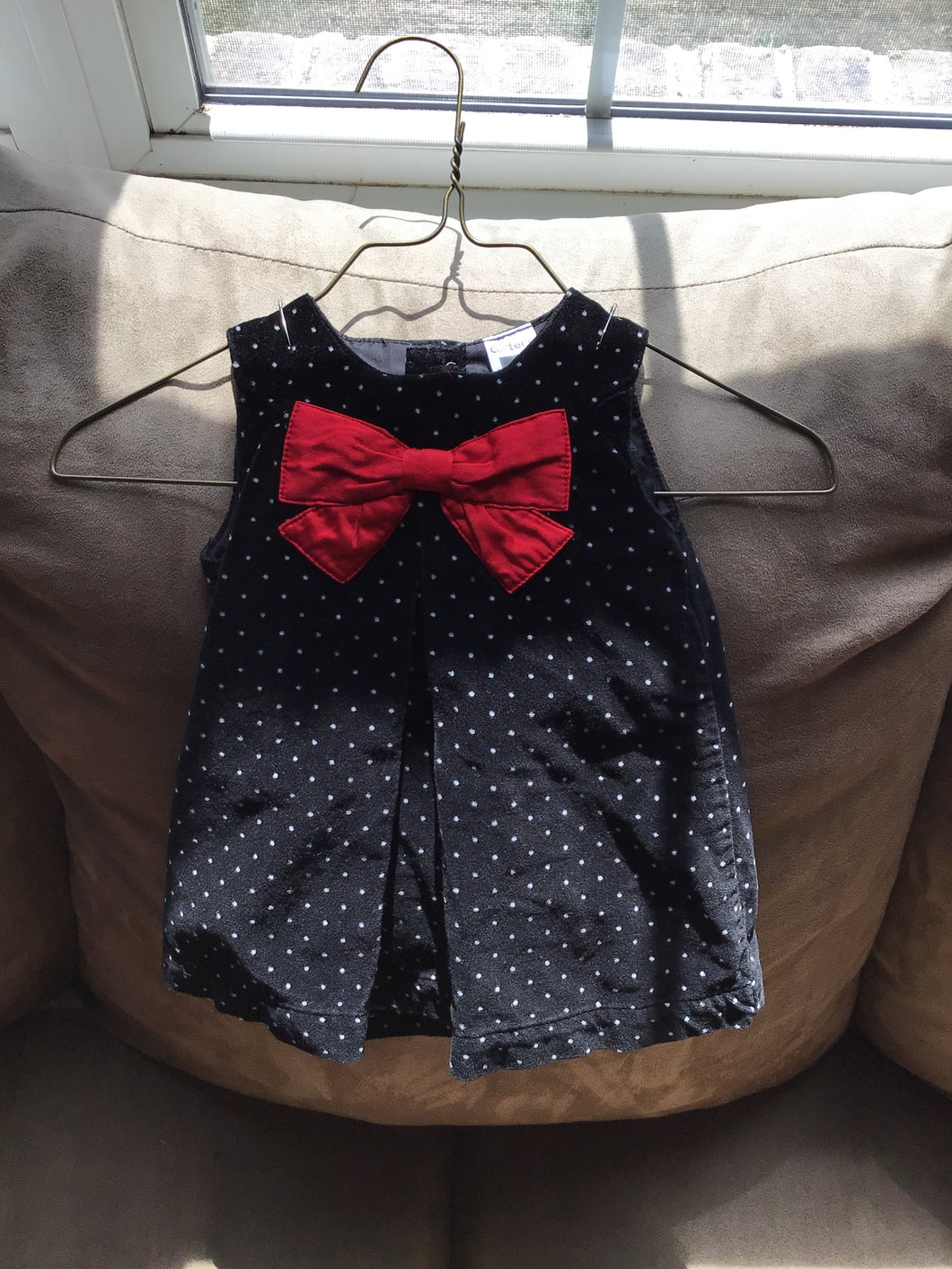 Carter's Black Dress - size 6 Months
