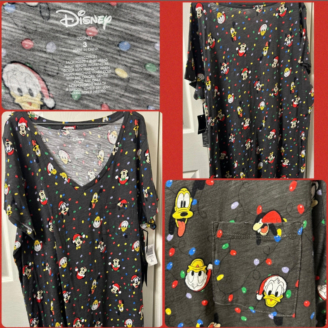 NEW Disney Mickey Mouse Christmas vneck tee - size Women XXXL (24-26)