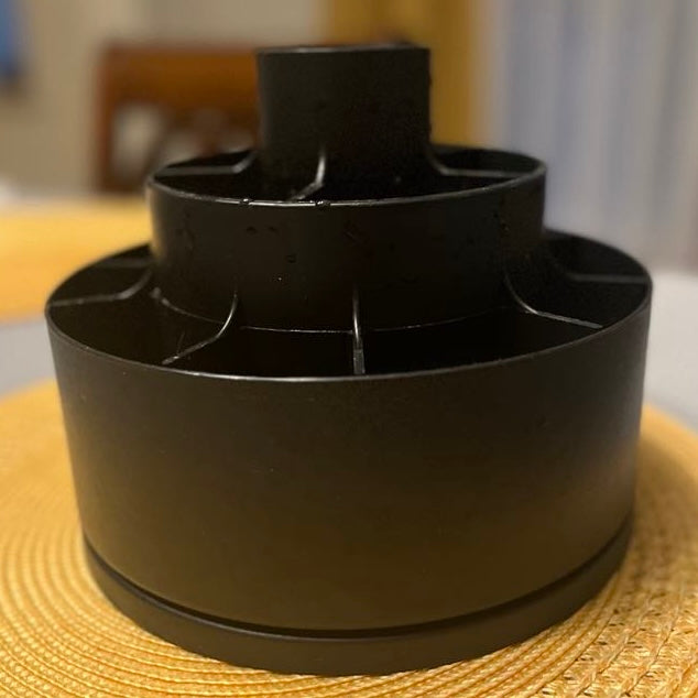 Pampered Chef black Utensil carousel