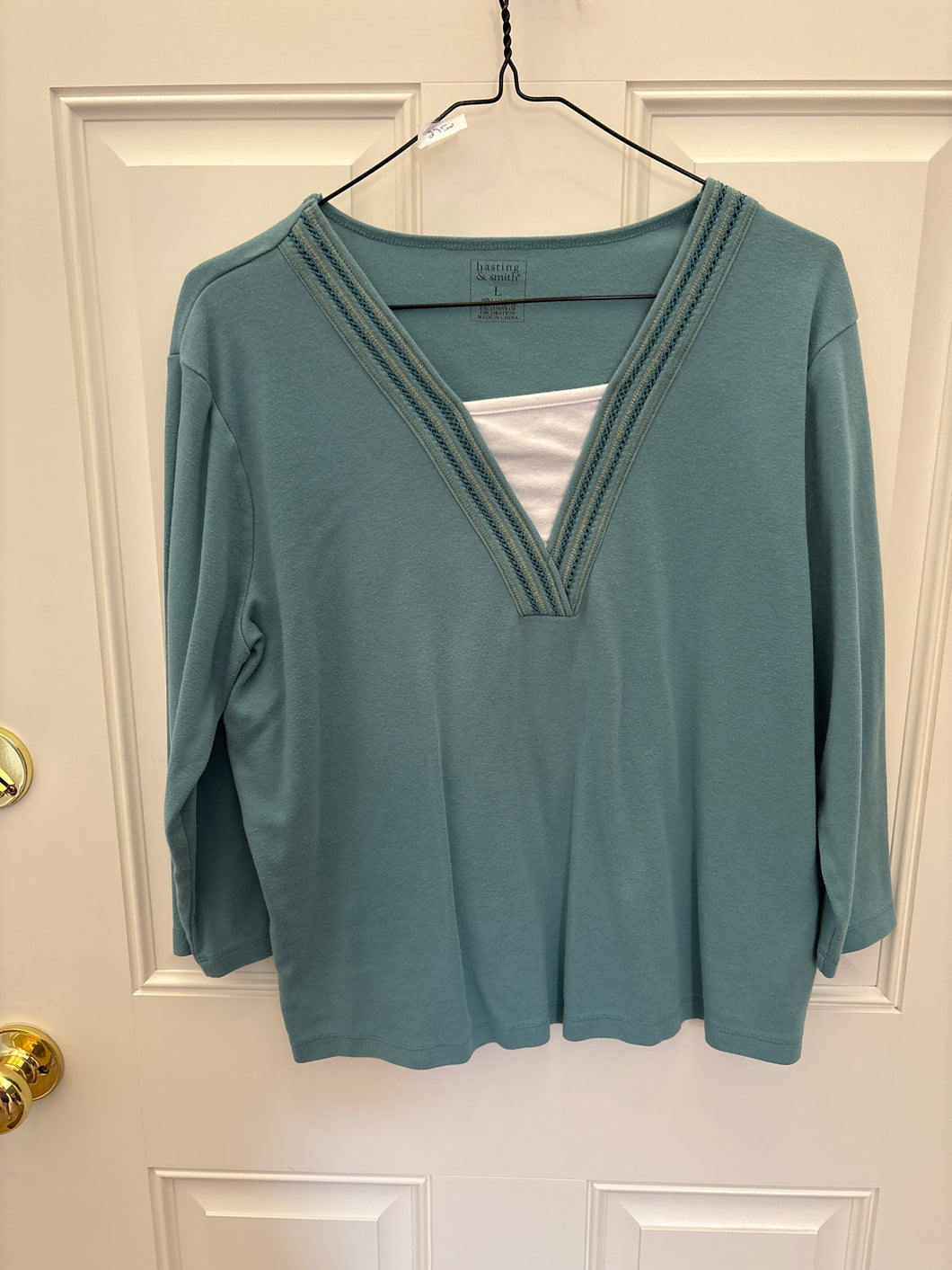 Hastings & Smith sage Green shirt - size Women L (12)