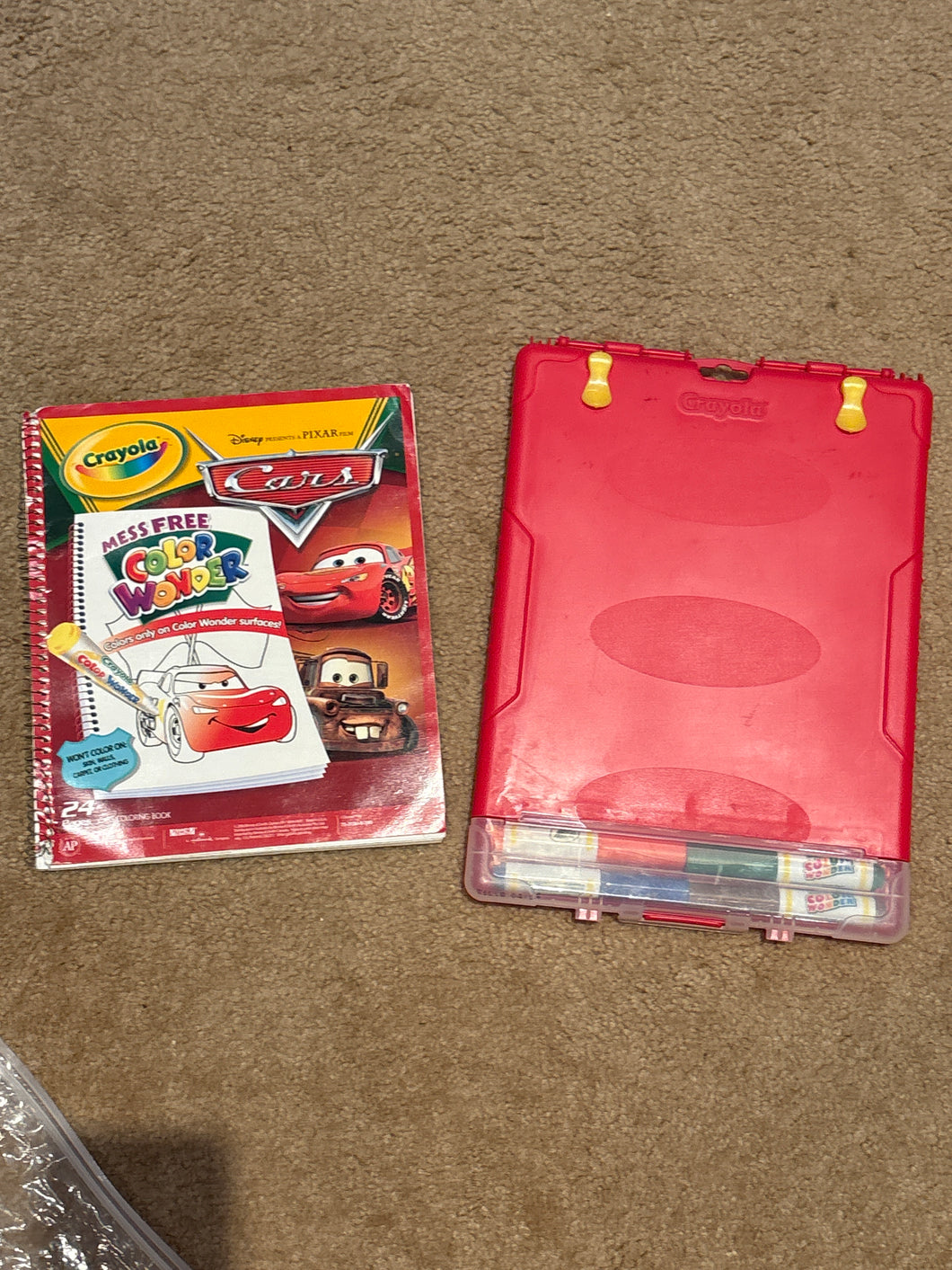 CARS Color Winder book w/ activity carryingcase