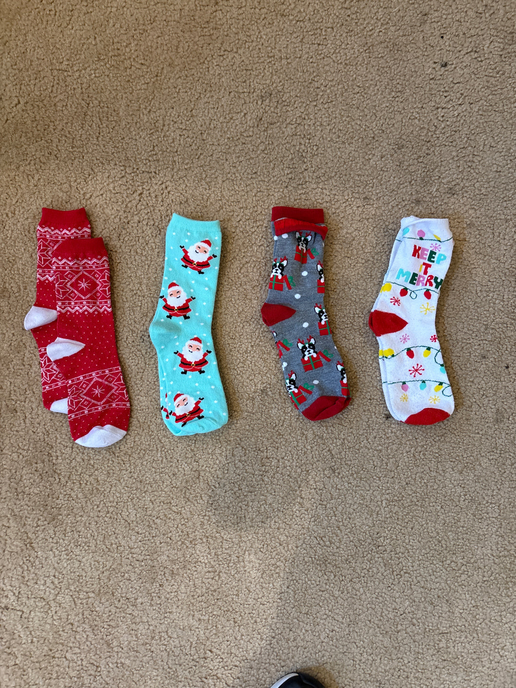 Lot of 4 holiday socks
